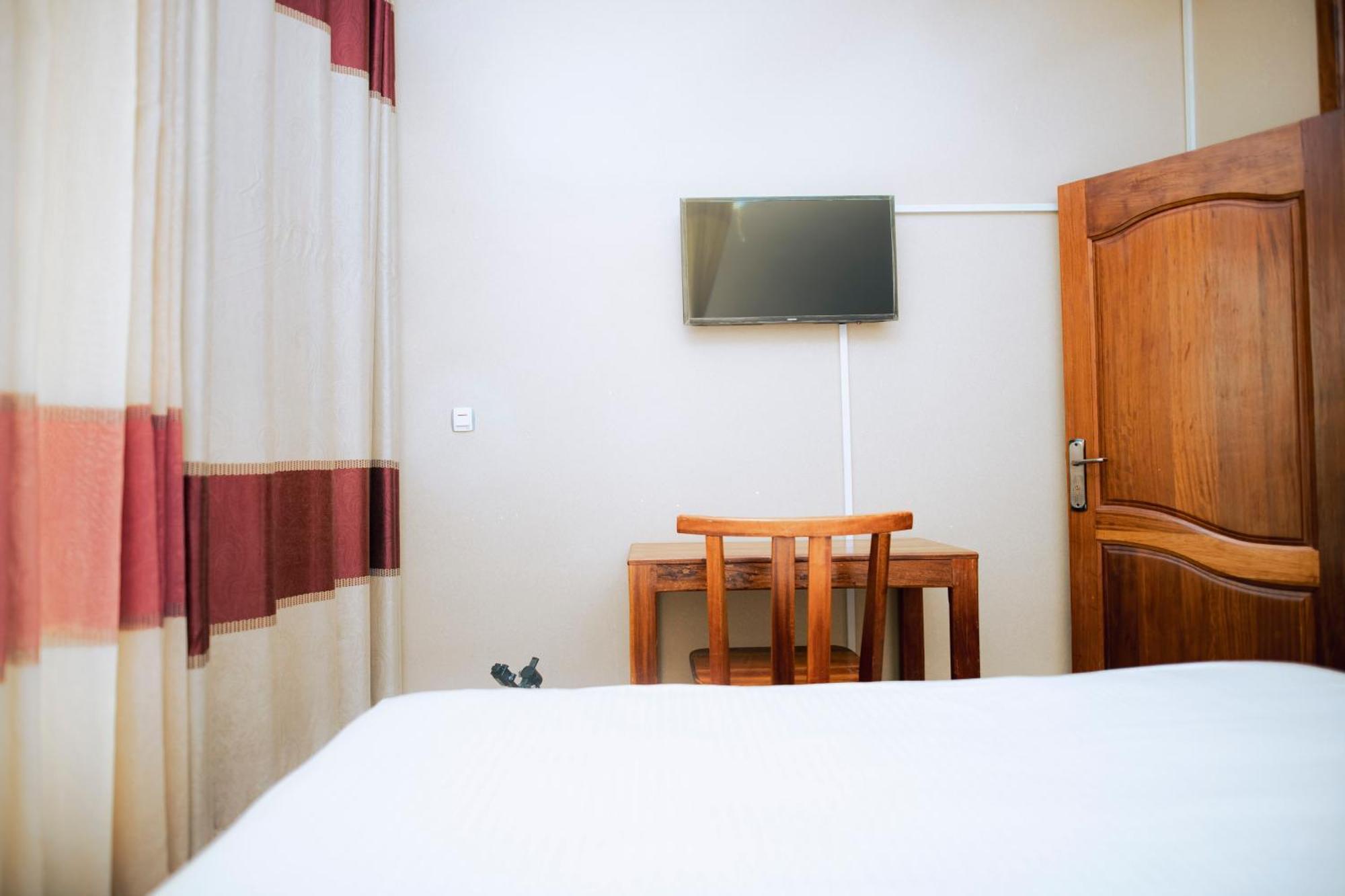Peace Guest House Muhari ภายนอก รูปภาพ