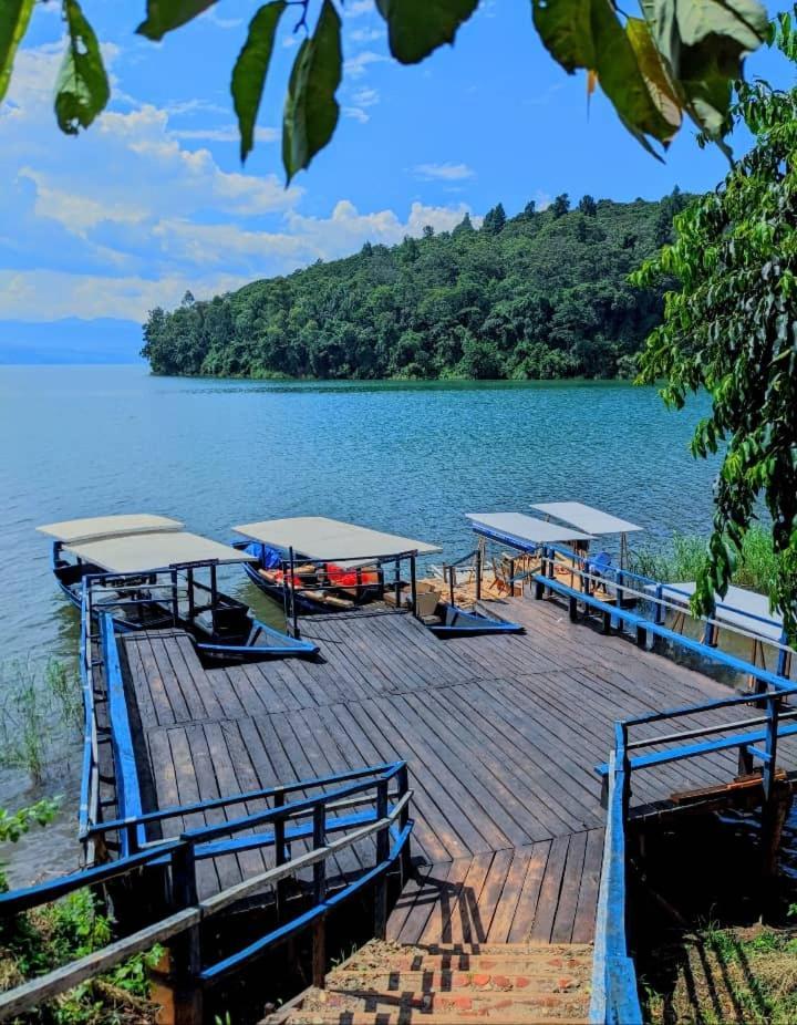 Peace Guest House Muhari ภายนอก รูปภาพ